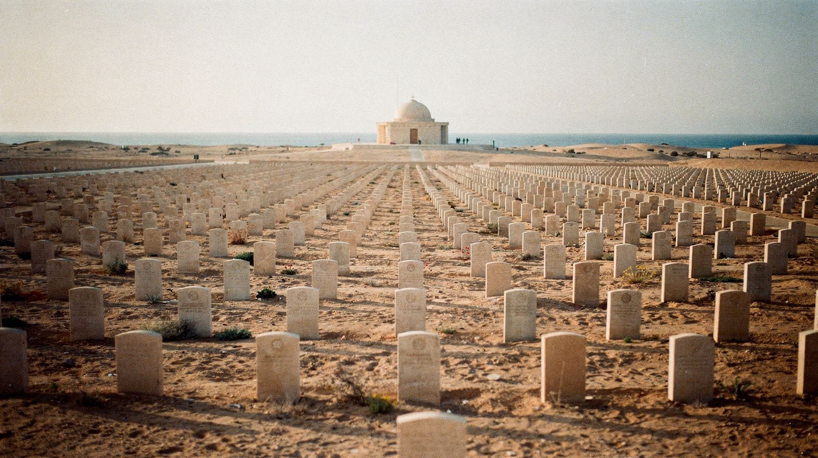 El Alamein: oorlogsbegraafplaatsen en slagveld bij Alexandrië
