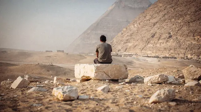 Pyramids of Khafre and Menkaure: the other two at Giza